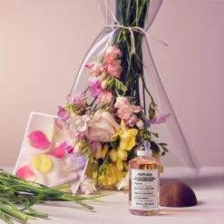 Maison Margiela REPLICA Flower Market 10 Maison Margiela REPLICA Flower Market -Parfum Boutique maison margiela replica flower market eau de toilette pour femme 3